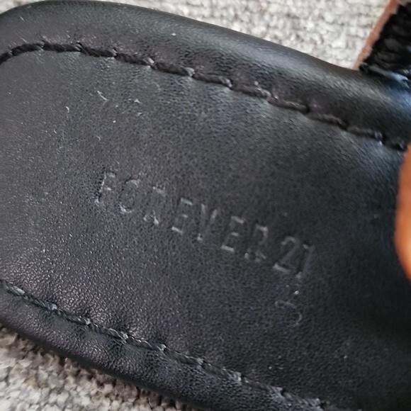 Forever 21 Tan and Black Braided‎ Sandals Size 6 - Picture 4 of 4